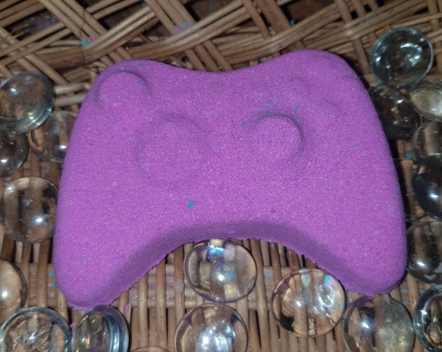 Pink X Games Controller Bath Bomb