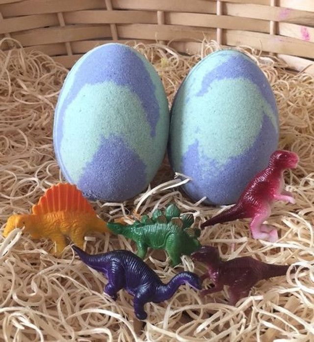 Dino Egg Bath Bomb