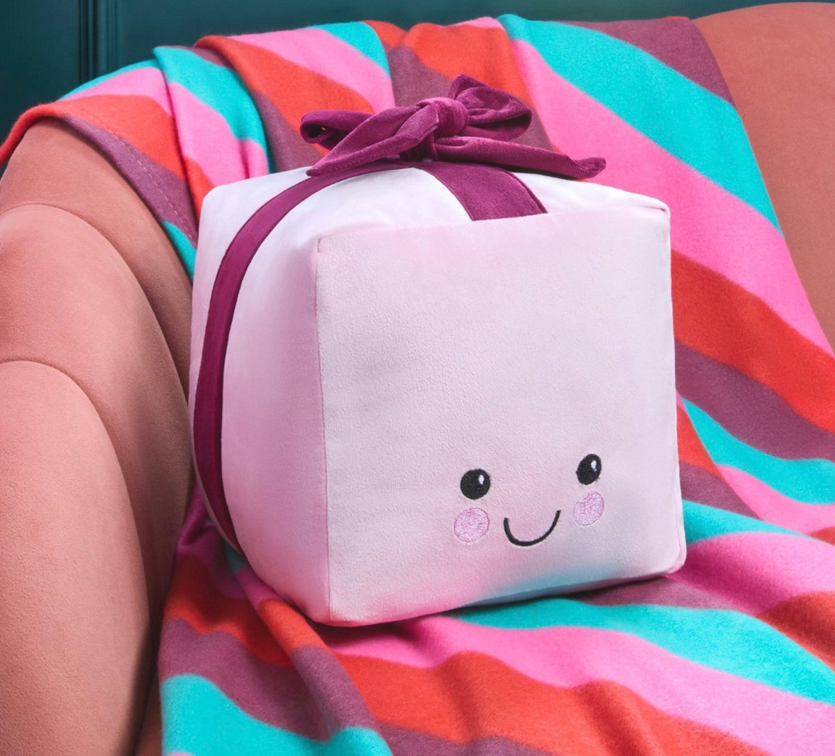 Bow Present Shaped Cushion - Pink/Burgundy